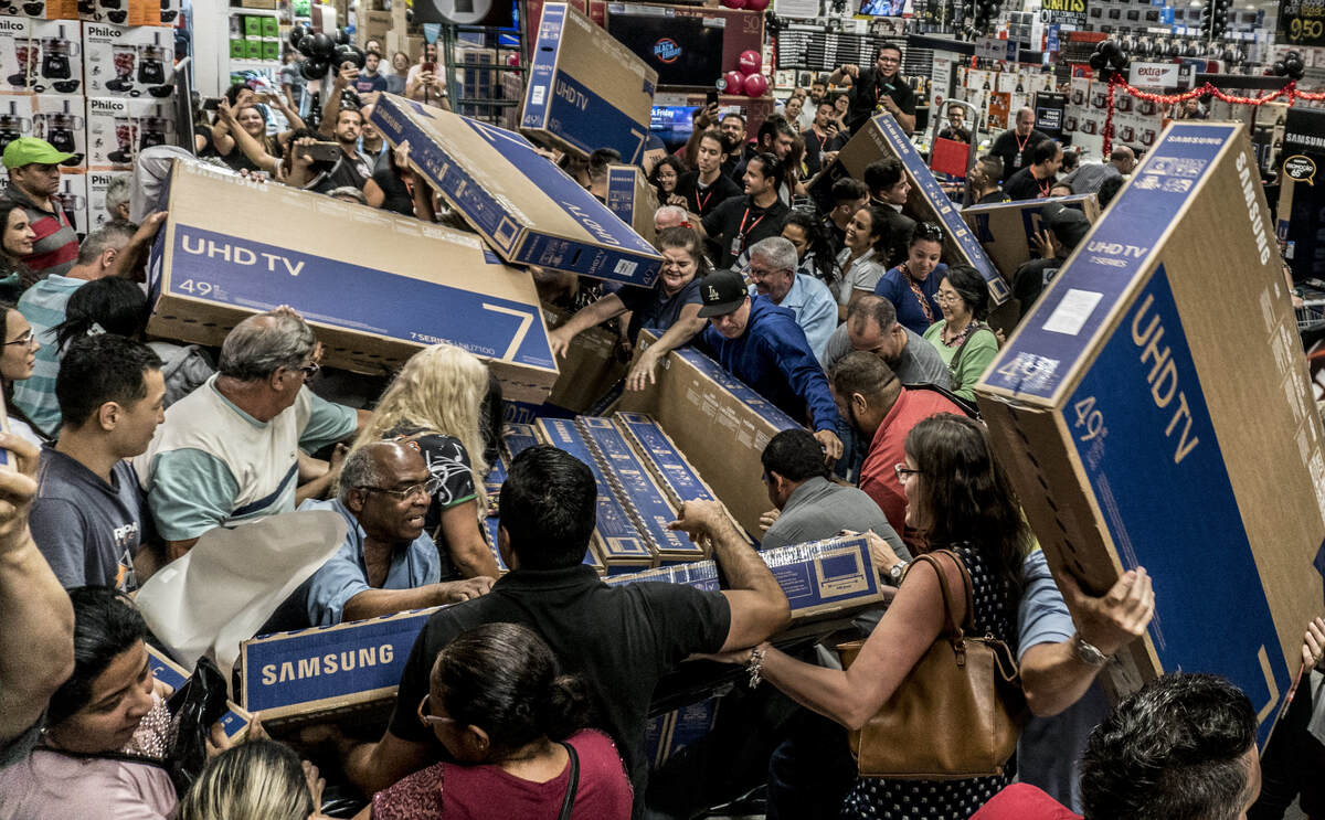 105591268-1543156642887gettyimages-1064543724.jpg