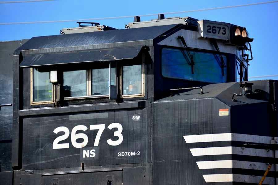 121113USns2673Close-108pm-8R.jpg