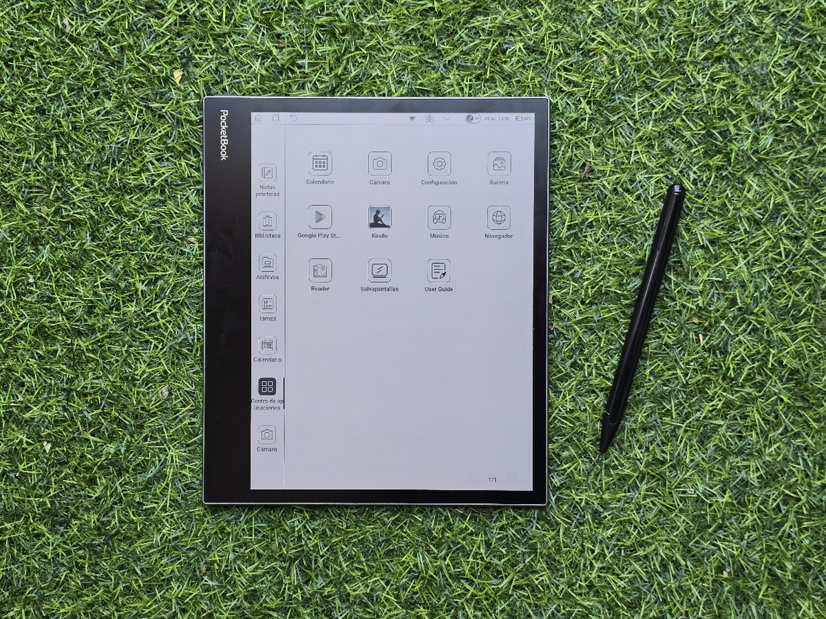 InkPad Eo junto al lápiz óptico que viene incluido