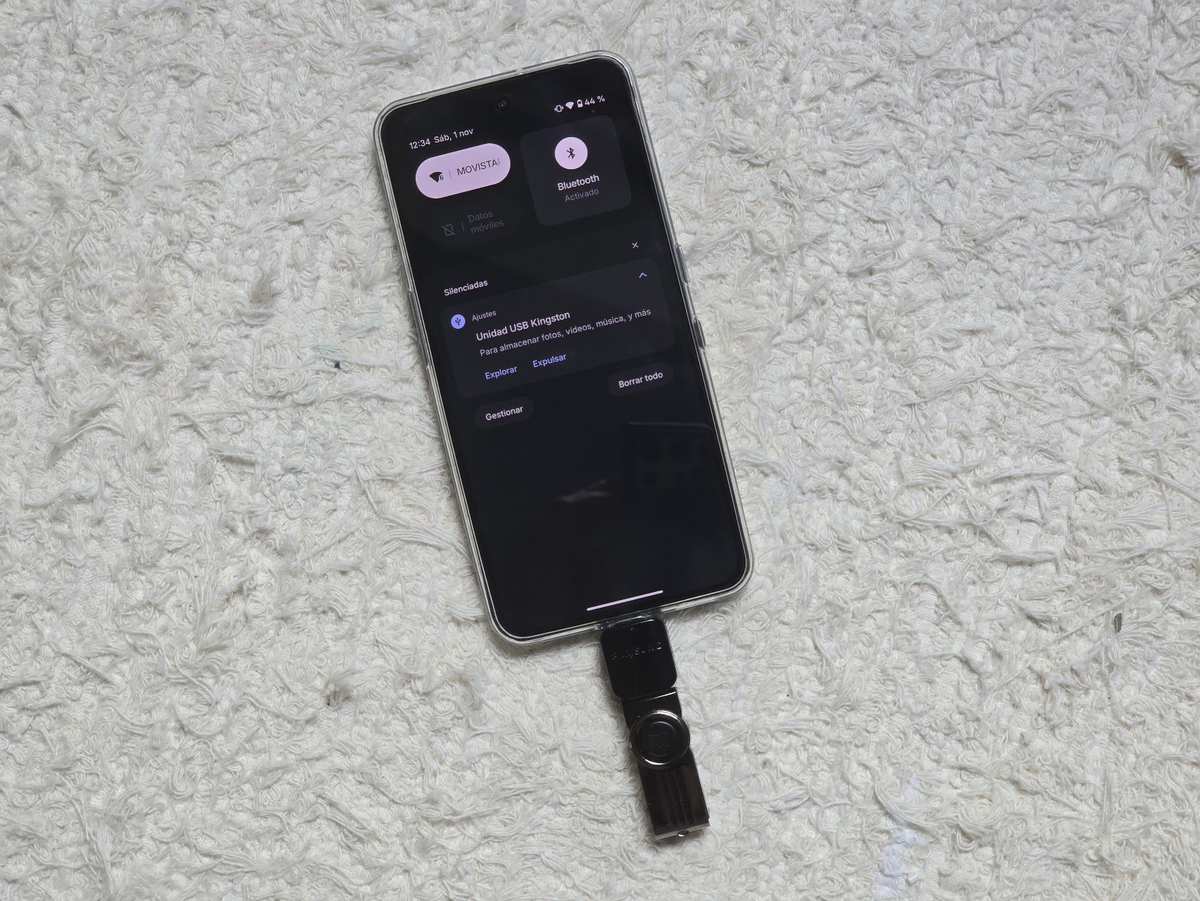 USB OTG mediante adaptador USB A a C