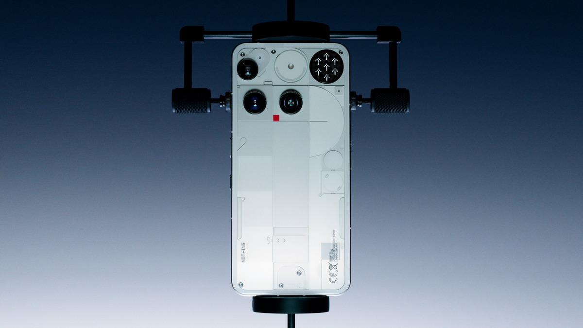 250514_Arbok_Nothing_White_Rig_16x9.jpg