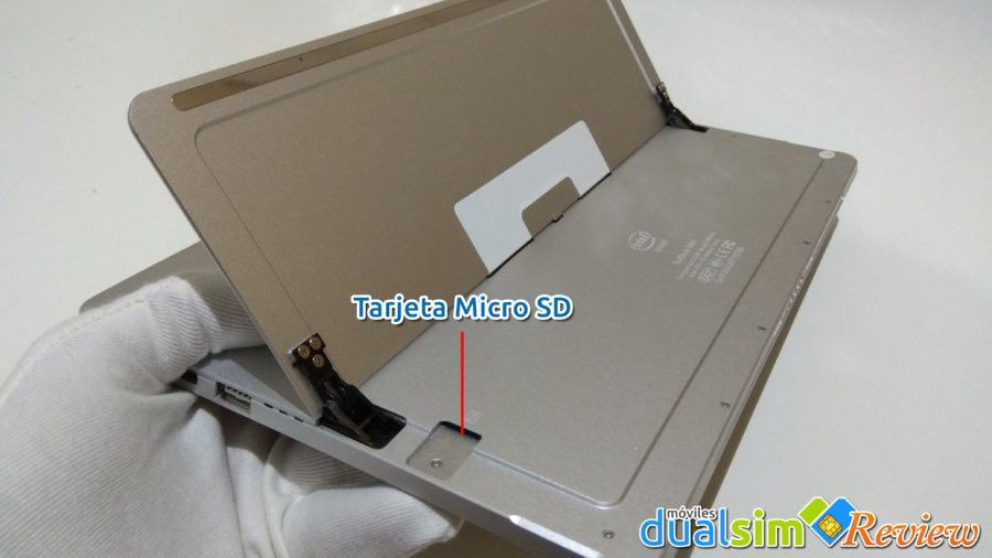 5e Review Chuwi SurBook Mini.jpg