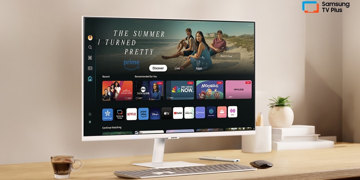 7-M70D-4K-UHD-with-Streaming-TV-Speakers-and-USB-C.jpg