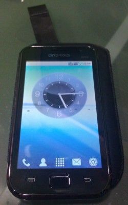 a9000-dualsim-clock.jpg