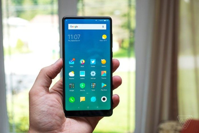aandro4all.com_files_2017_09_mimix2_real_verge_700x467.jpg