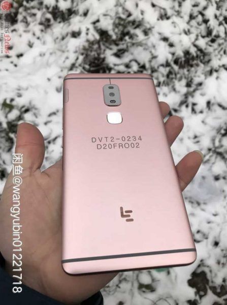 aelchapuzasinformatico.com_wp_content_uploads_2016_12_LeEco_LE_X920_2_447x600.jpg