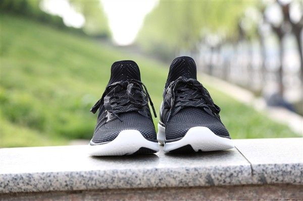 aes.xiaomitoday.com_wp_content_uploads_2017_04_Xiaomi_Mijia_Smart_Shoes_22.jpg