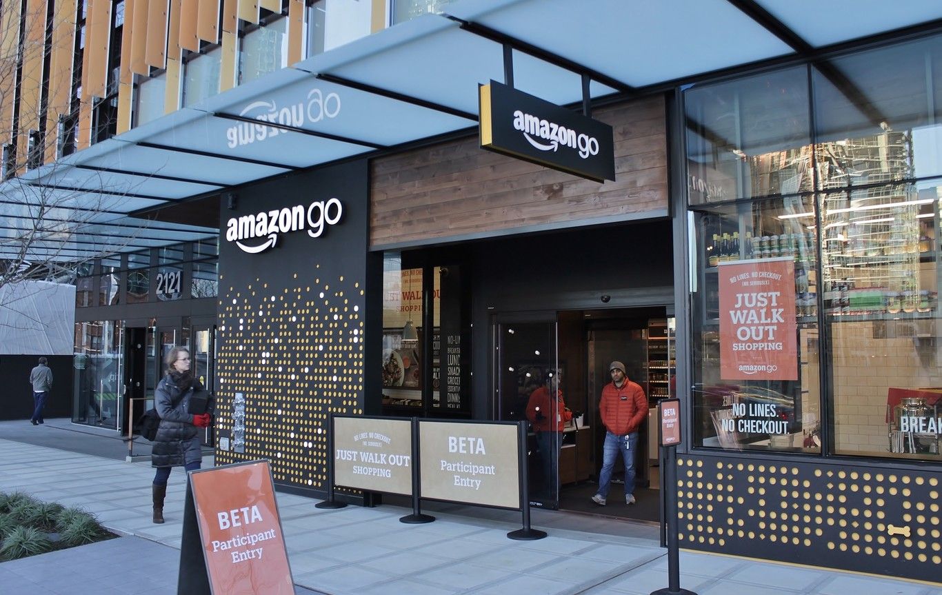ai.blogs.es_398811_amazon_go_1366_2000.jpg