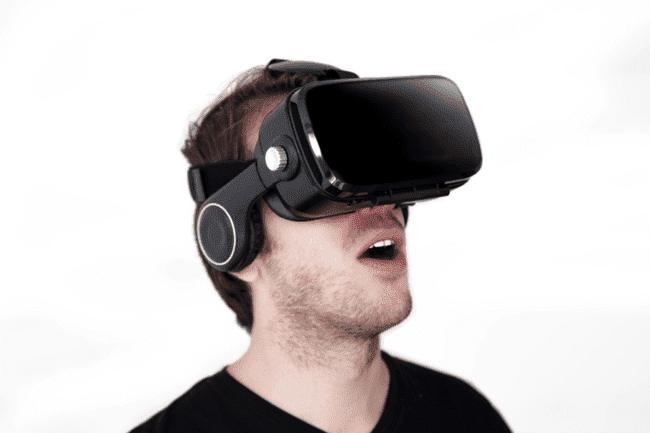 ai.blogs.es_4e757b_gafas_vr_1_650_1200.png