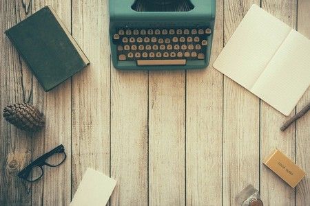 ai.blogs.es_67b356_escritores_450_1000.jpg