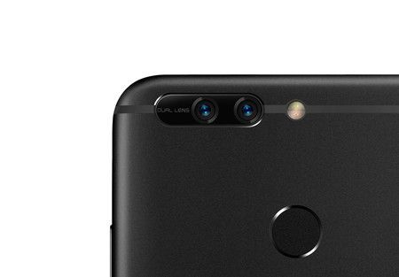 ai.blogs.es_68f180_honor_8_pro_03_450_1000.jpg