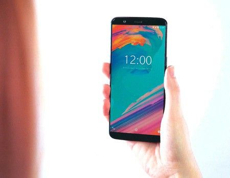 ai.blogs.es_ad98db_oneplus_5t_06_450_1000.jpg
