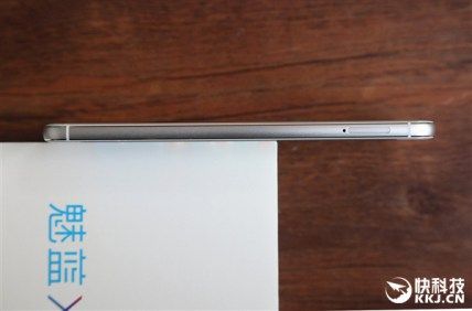 ai1.wp.com_gizchina.es_wp_content_uploads_2016_12_Meizu_3X_1.j18821fb1157d32b6e13e6fb46a511d8a.jpg