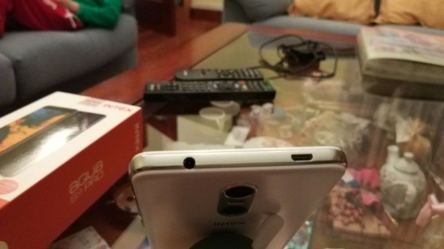 ai63.tinypic.com_211ns5g.jpg