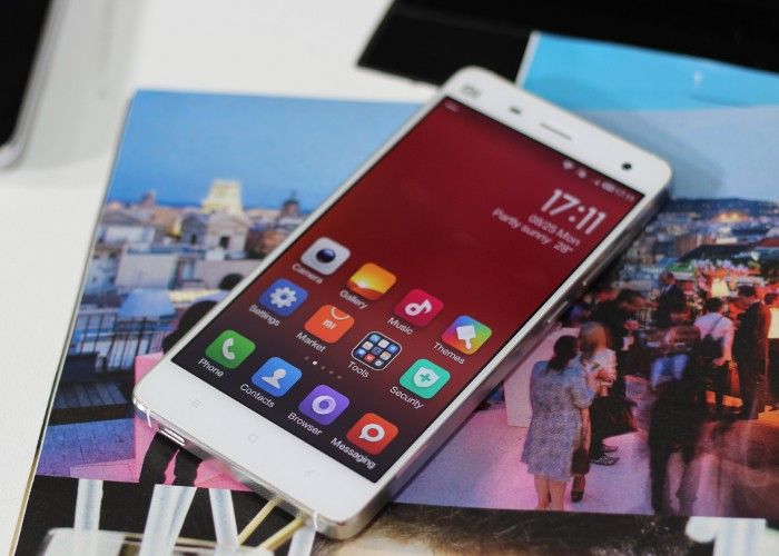 aimg.difoosion.com_wp_content_blogs.dir_28_files_2014_08_xiaomi_mi4.jpg