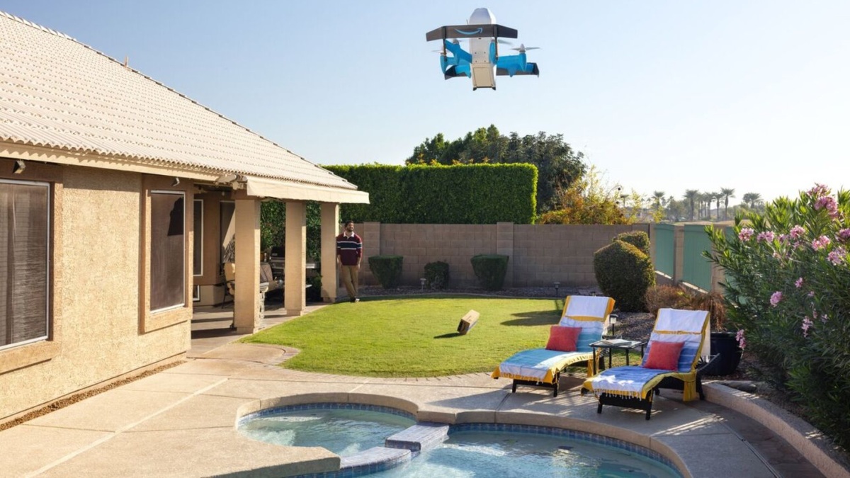 Amazon-App-USA-Drone-Delivery-Spot-Yard.jpg