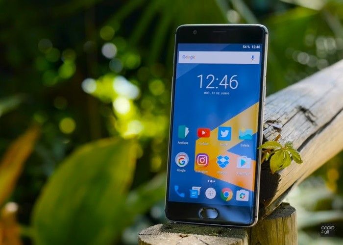 andro4all.com_files_2016_06_OnePlus_3_700x500.jpg