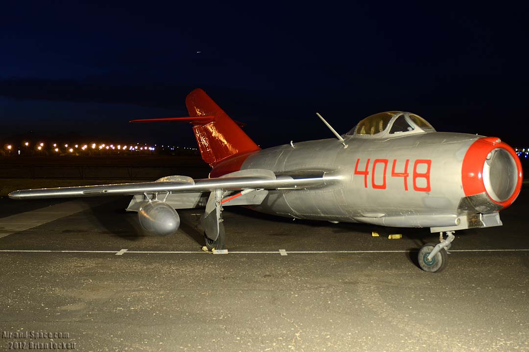 awww.air_and_space.com_20120616_20Falcon_20AZCAF__BL32789_20MiG_15_204048_20right_20front_20l.jpg