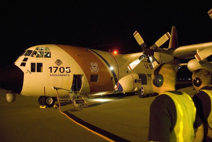 awww.check_six.com_Coast_Guard_USCG_HC_130_1705.jpg
