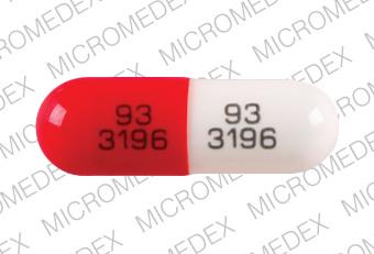 awww.drugs.com_images_pills_mmx_t108394f_cefadroxil_monohydate.jpg