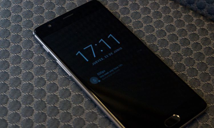 awww.elandroidelibre.com_wp_content_uploads_2016_06_oneplus_3_amoled_ambient_display_750x449.jpg