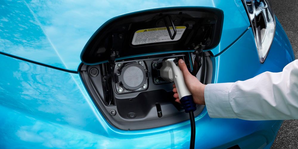 awww.elandroidelibre.com_wp_content_uploads_2016_10_recarga_nissan_leaf.jpg