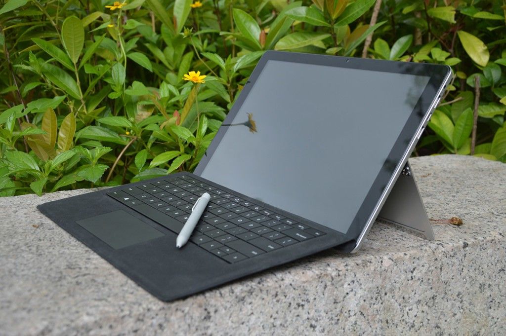 awww.gizmochina.com_wp_content_uploads_2017_06_chuwi_surbook_1.jpg