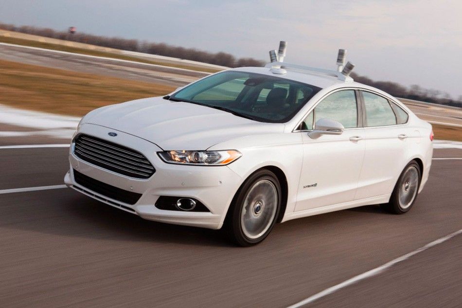 awww.omicrono.com_wp_content_uploads_2015_12_ford_autonomo.jpg