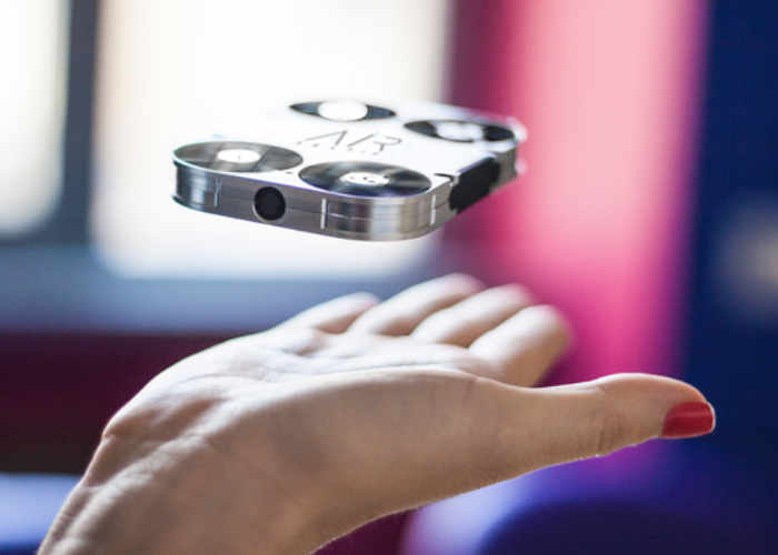 awww.proandroid.com_wp_content_uploads_2016_12_AirSelfie_Mini_Camera_Drone.jpg