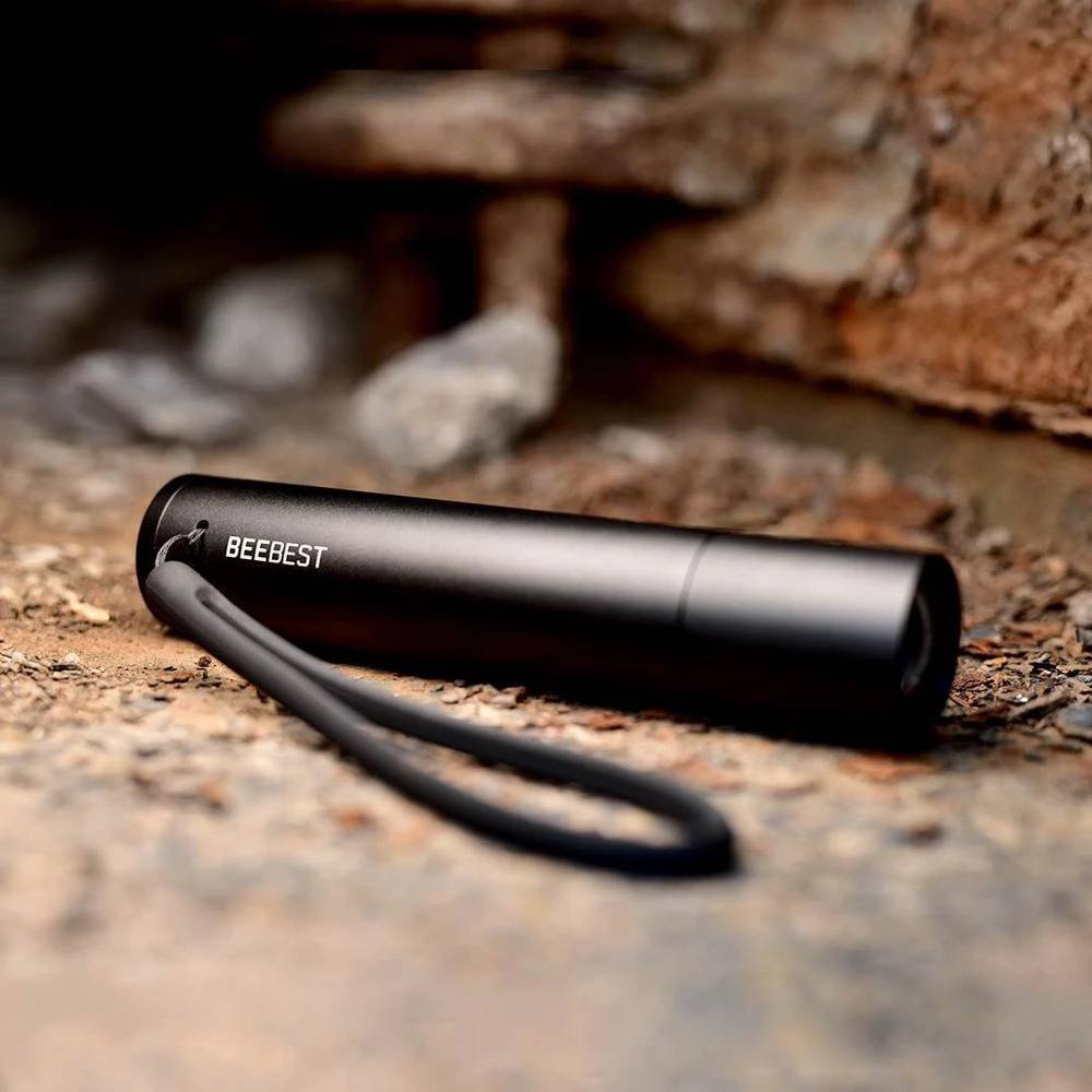 Beebest-Flashlight-1000LM-Zoomable-Brightness-5-Modes-Portable-waterproof-outdoor-Magnetic-Tai...jpg