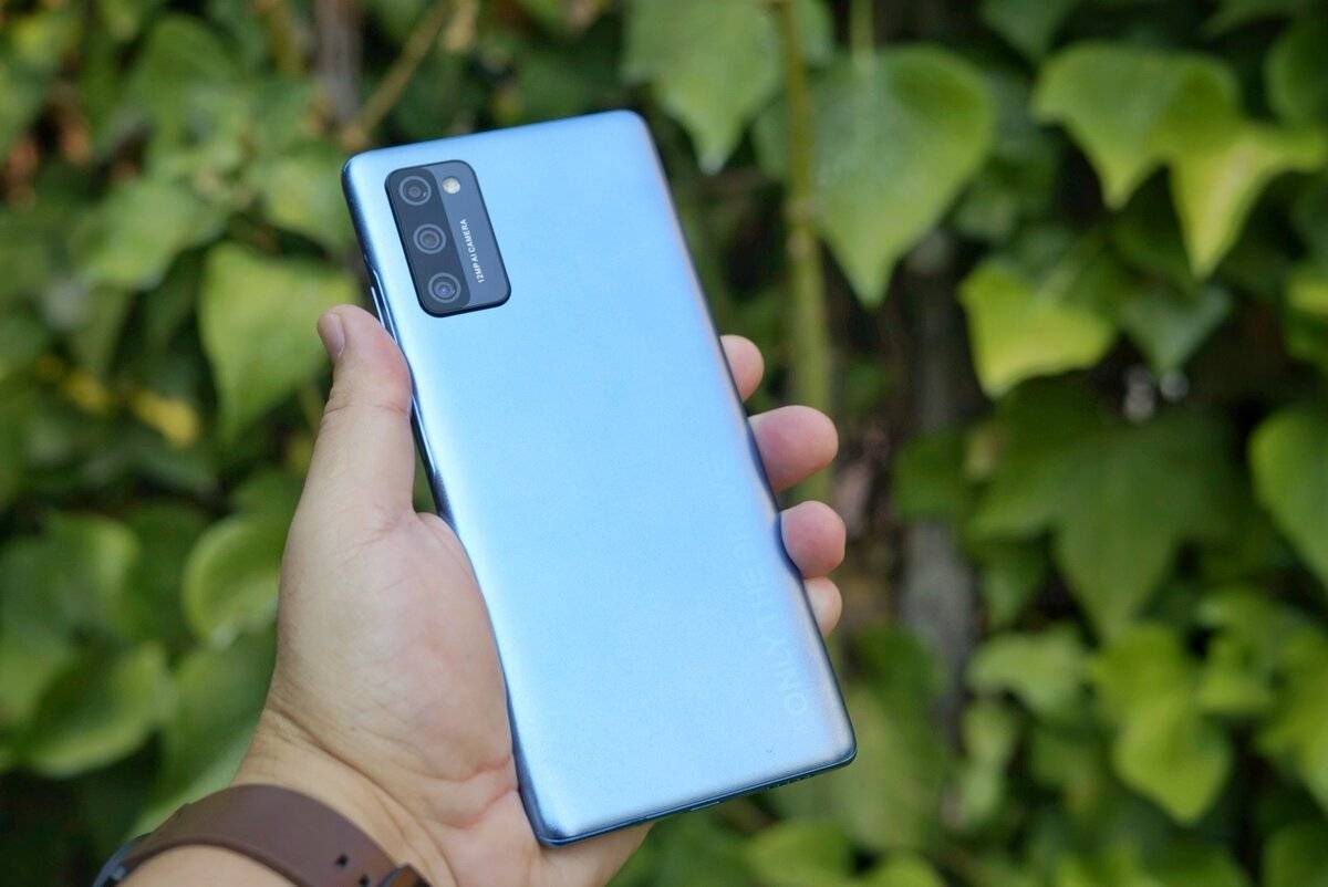 Blackview_A100_3.jpeg