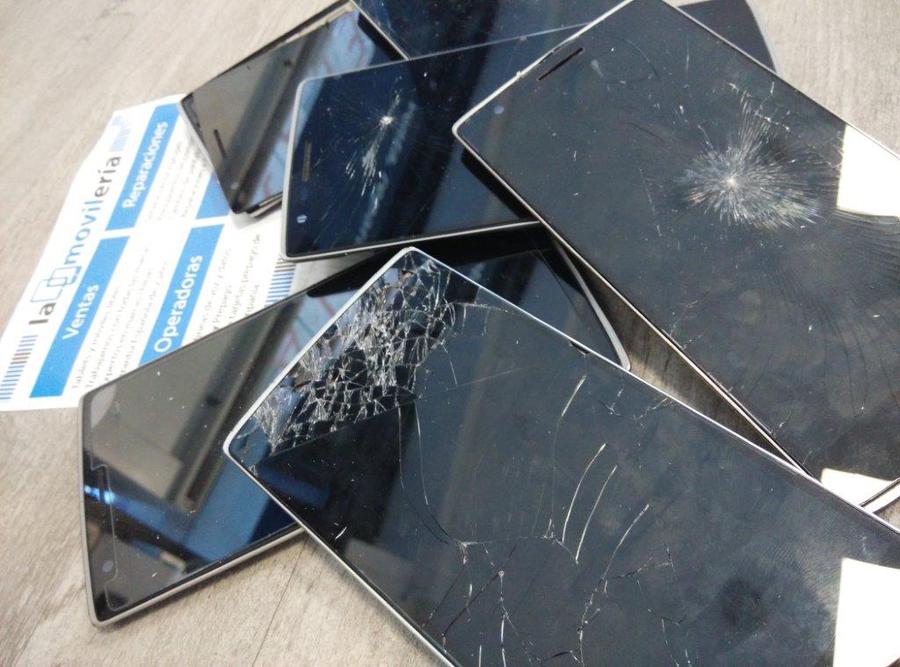 blog.lamovileria.es_home_wp_content_uploads_2015_08_cambiar_pantalla_movileria_oneplus_one_4.jpg