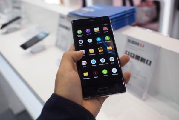 Bluboo-Xtouch (1).jpg