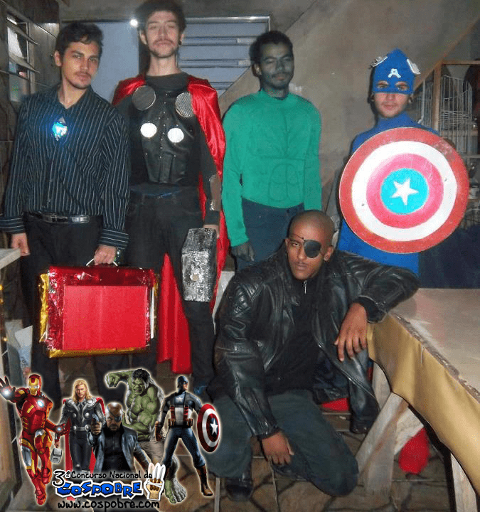 cospobre.com_wp_content_uploads_2013_09_VingadoresB.png