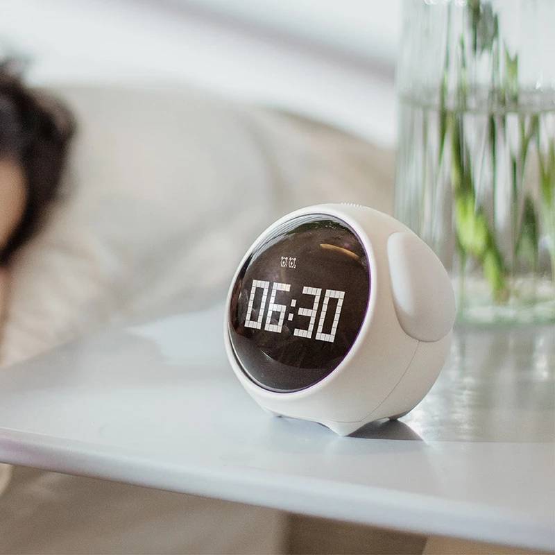 Cute-Expression-Alarm-Clock-Electronic-Desktop-Clocks-Bedside-Kids-Night-Wake-Up-Light-Snooze-...jpg
