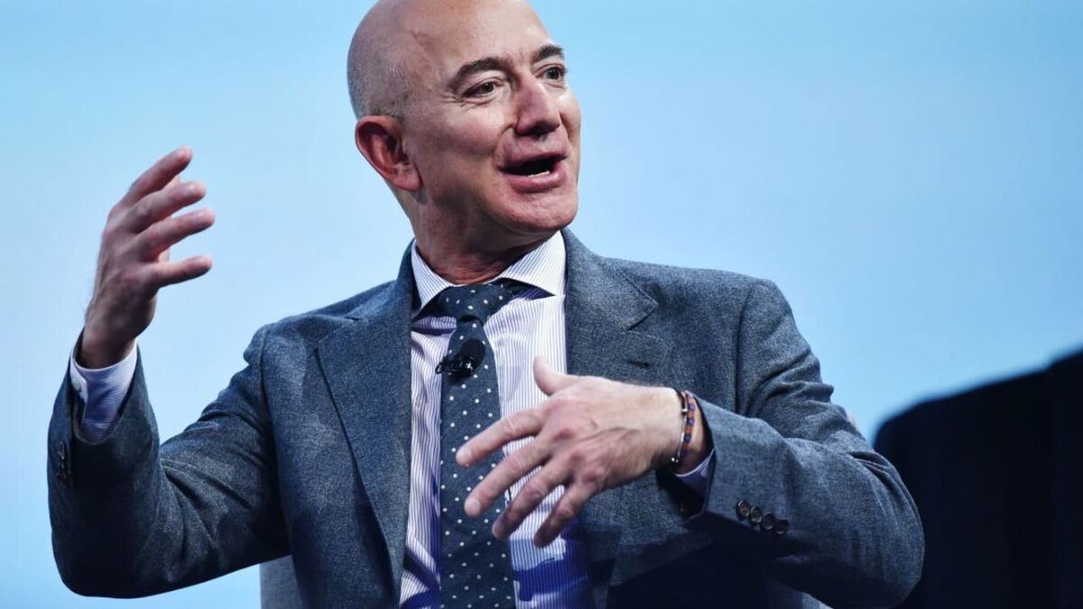 e-anno-2000-possibile-ritorno-jeff-bezos-v3-628869.jpg