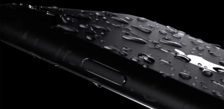 elchapuzasinformatico.com_wp_content_uploads_2016_09_Apple_7_mojado_740x362.jpg