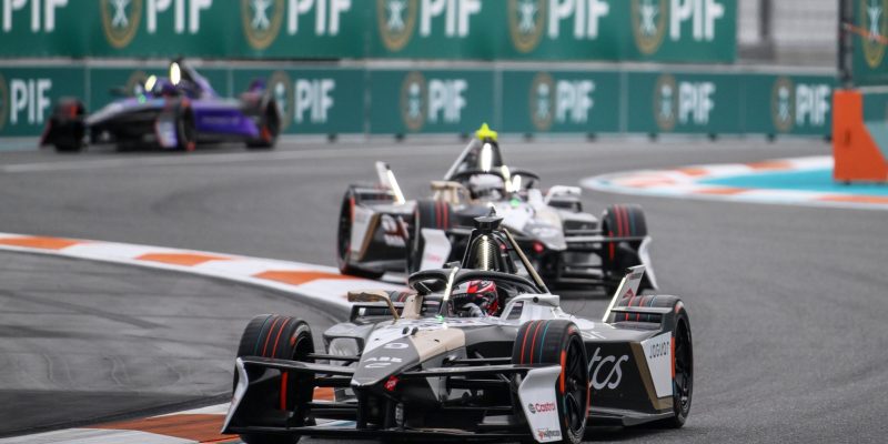 formula-e-stock-photo-800x400.jpg