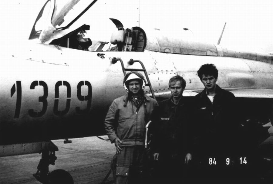 forum.valka.cz_attachments_3136_MiG_21PF_1309__pplk.Ing._Pavel_Vesel_____t_t_84.jpg