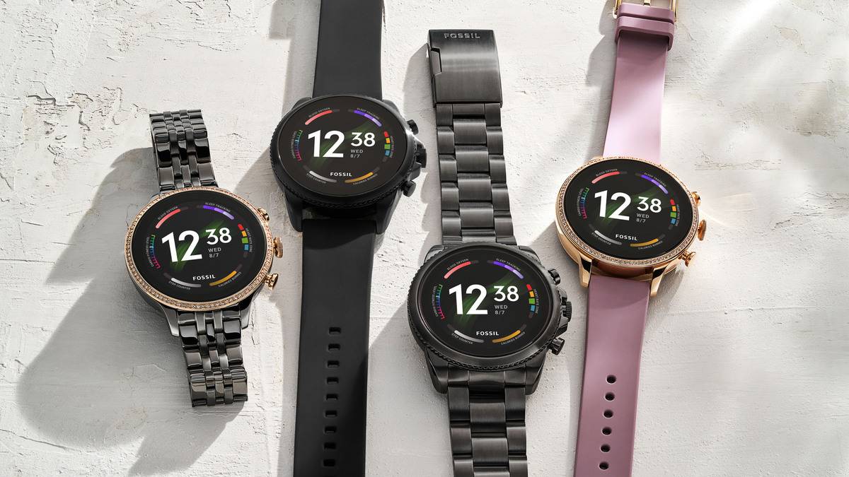 Fossil-Gen-6-Smartwatch-family.jpg