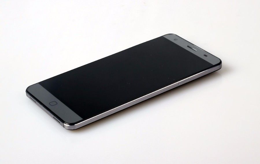 g01.s.alicdn.com_kf_HTB1vI6tHFXXXXagXpXXq6xXFXXXL_Elephone_P7000_5_5_FHD_4G_LTE.jpg