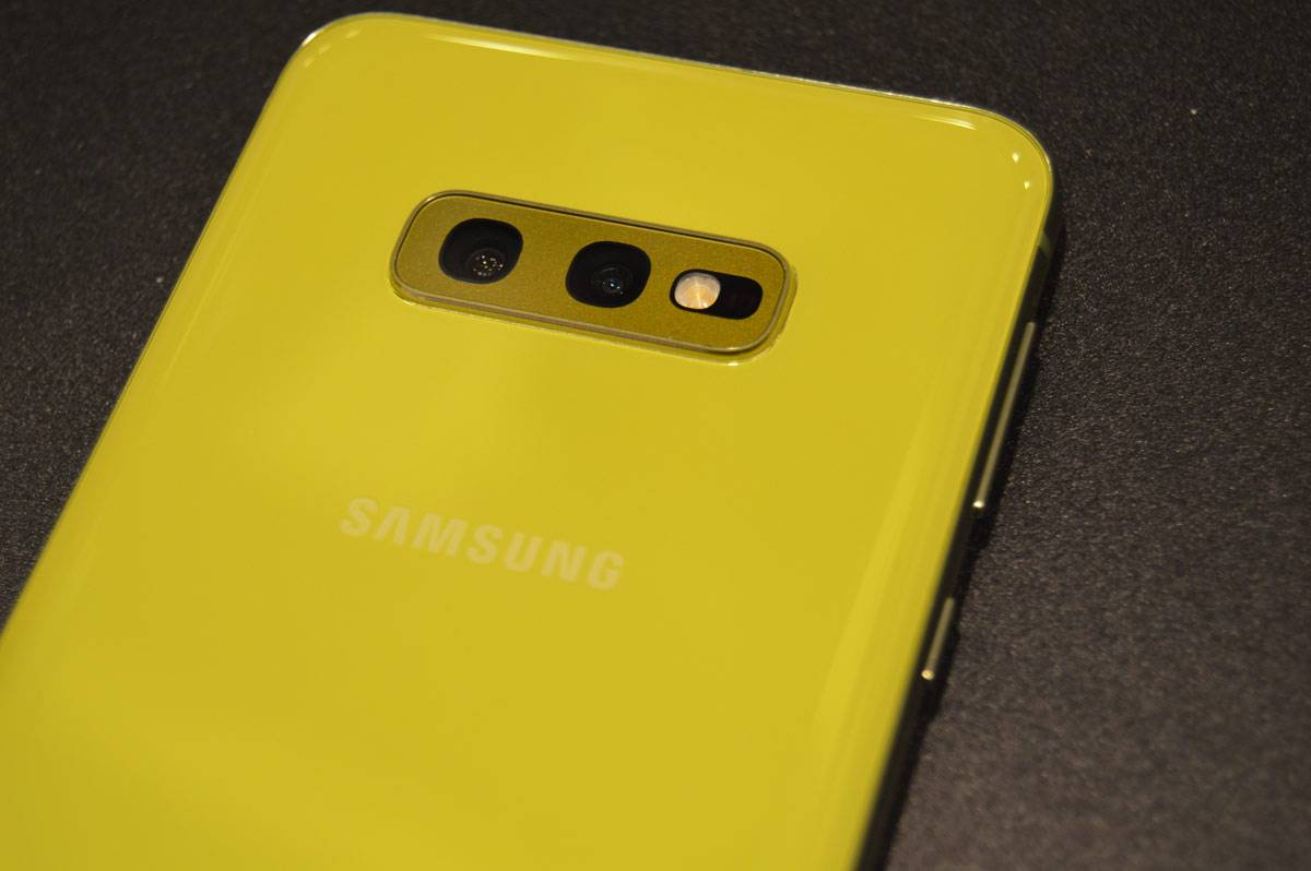 Galaxy-s10e-4.jpg