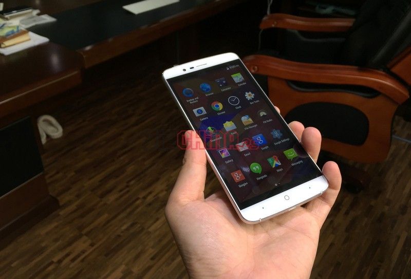 gizchina.es_wp_content_uploads_2015_03_elephone_p8000_5.jpg