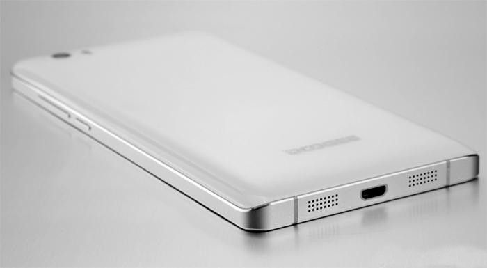 gizchina.es_wp_content_uploads_2015_06_doogee_s6000_3.jpg