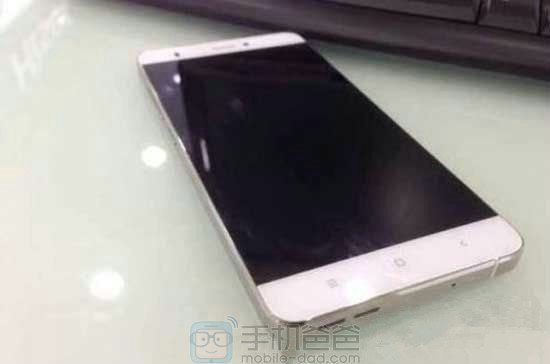 gizchina.es_wp_content_uploads_2015_07_Xiaomi_Mi5_2.jpg