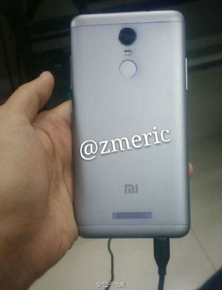 gizchina.es_wp_content_uploads_2015_07_Xiaomi_Redmi_Note_2.jpg