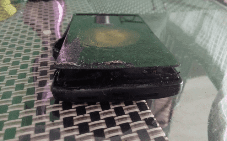 gizchina.es_wp_content_uploads_2015_08_OnePlus_One_2.png