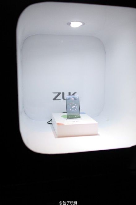 gizchina.es_wp_content_uploads_2015_08_ZUK_pantalla_transparente_3.jpg
