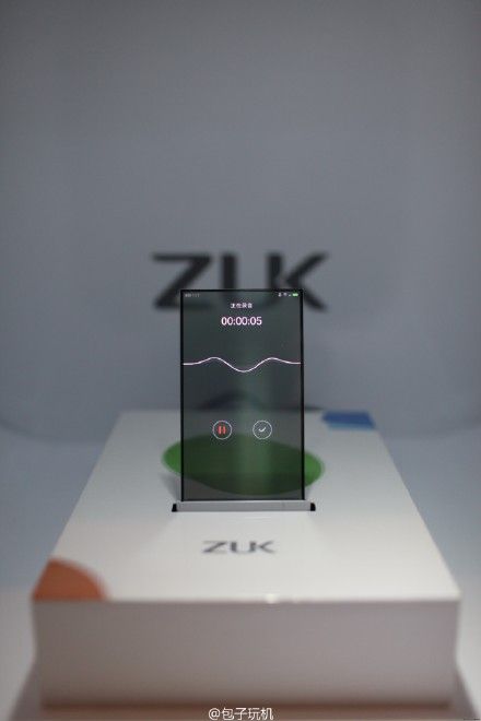 gizchina.es_wp_content_uploads_2015_08_ZUK_pantalla_transparente_5.jpg