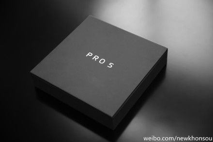gizchina.es_wp_content_uploads_2015_09_Meizu_Pro_5_3.jpg